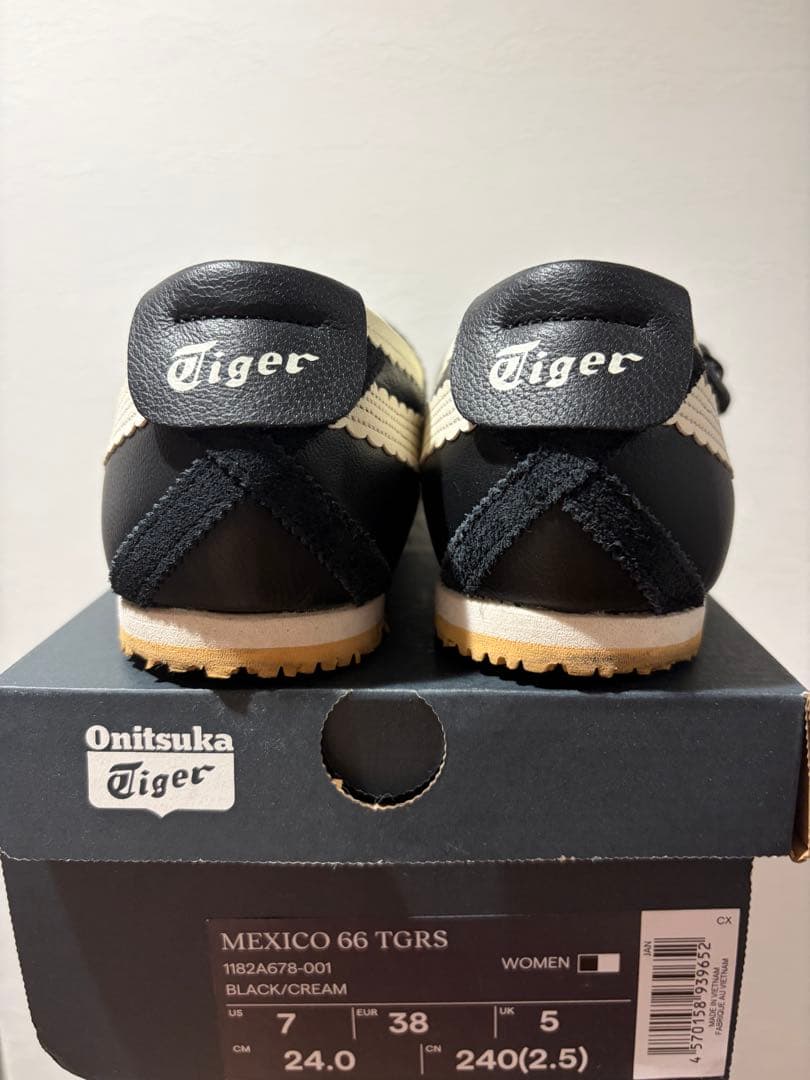 靴 Onitsuka Tiger MEXICO 66 TGRS 24cm
