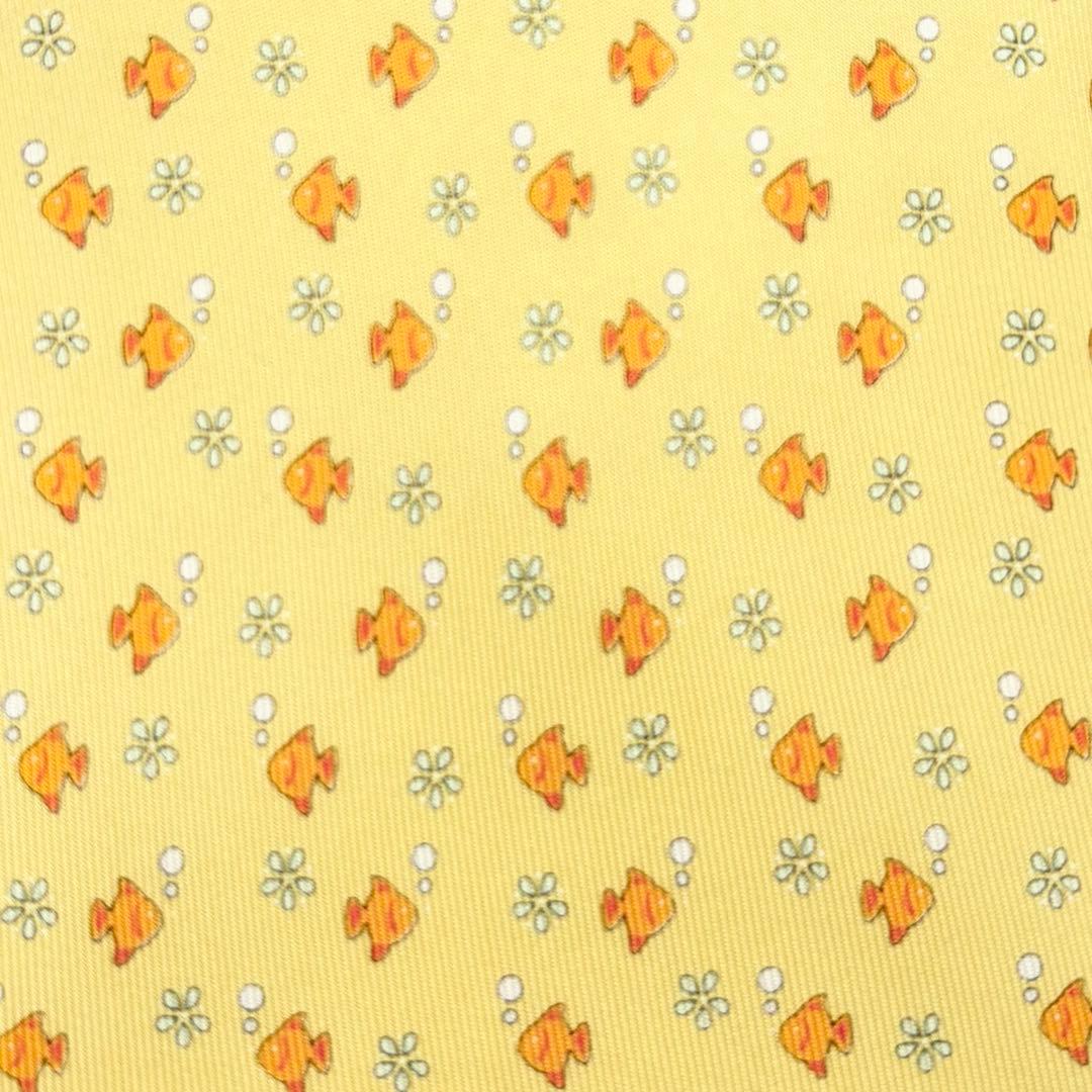 【未使用タグ付き】フェラガモ ネクタイ 金魚&小花柄シルク ラインイエロー