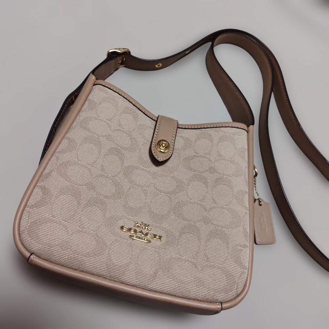 ✿これで最終✿ COACH ショルダーバッグ シグネチャーキャンバス ベージュ