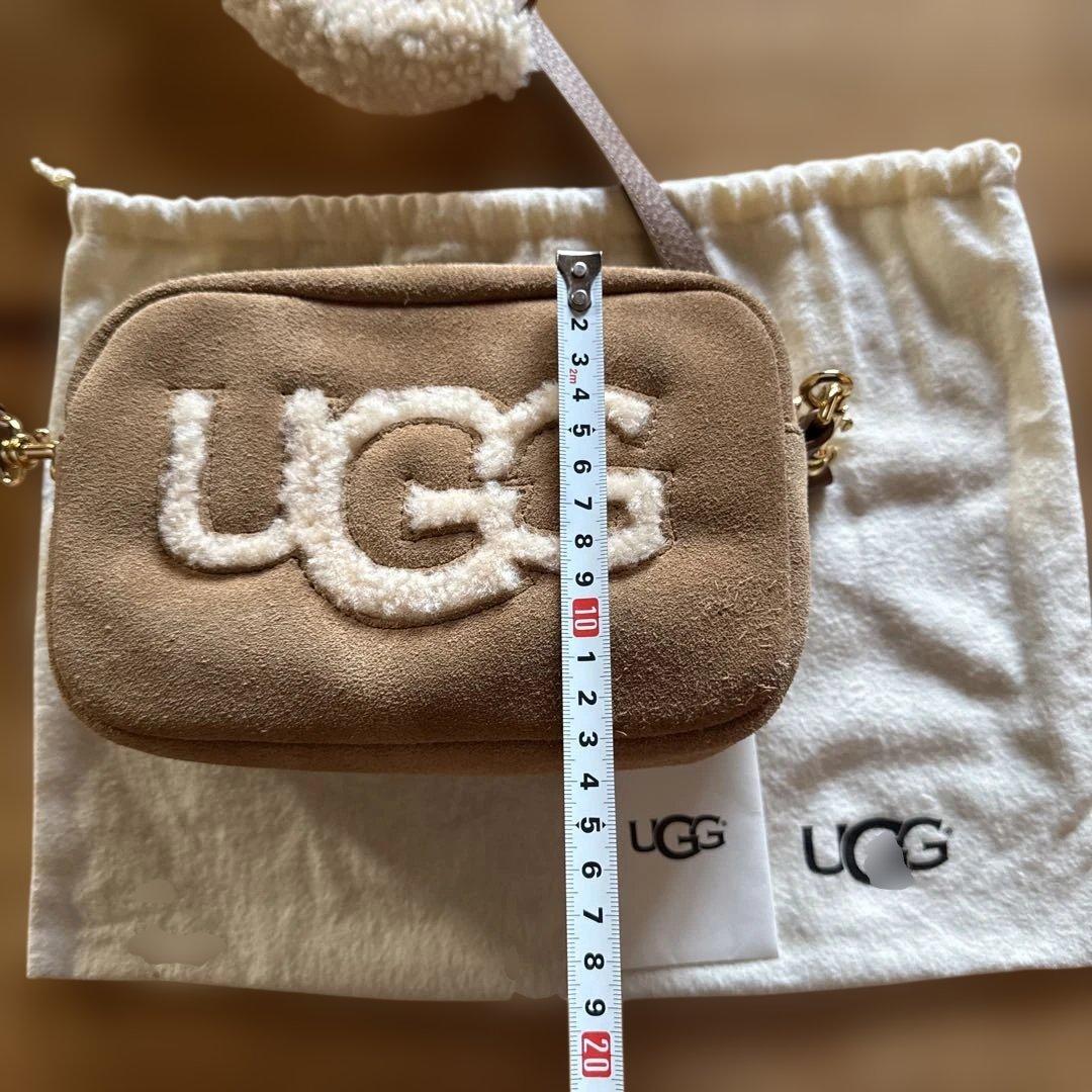 UGG ベージュ スエード ショルダーバッグ