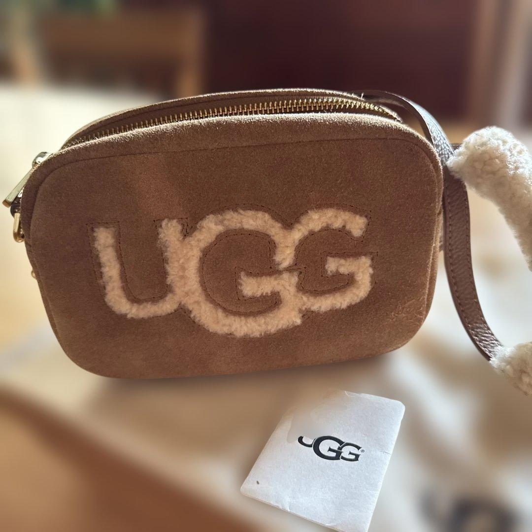 UGG ベージュ スエード ショルダーバッグ