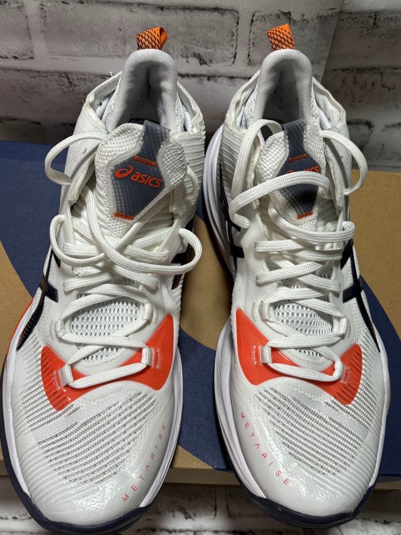 ASICS RISE バレーボールシューズ ホワイト/オレンジ/ネイビー
