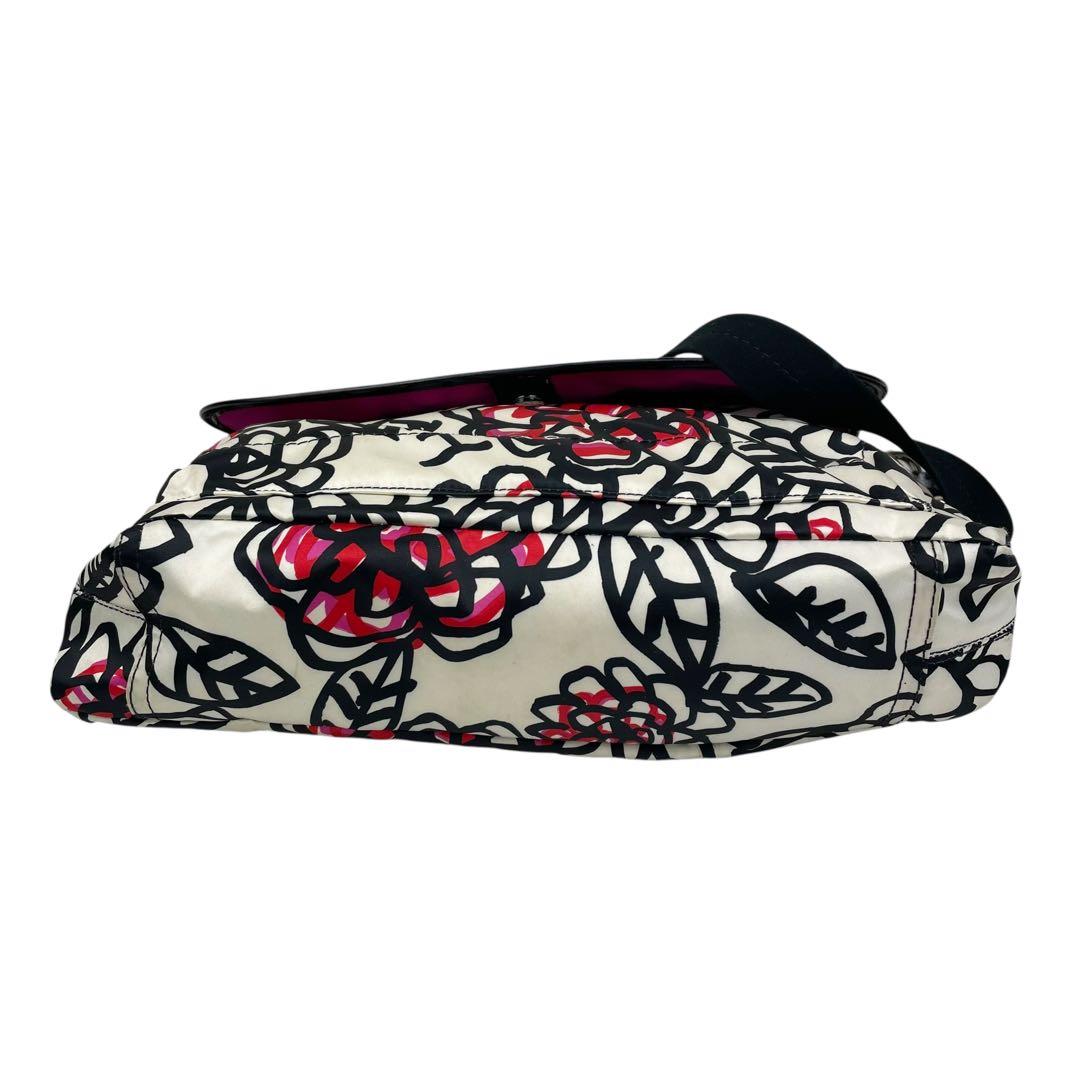 COACH 　コーチ　ショルダーバッグ　メッセンジャーバッグ　A4可　斜め掛け