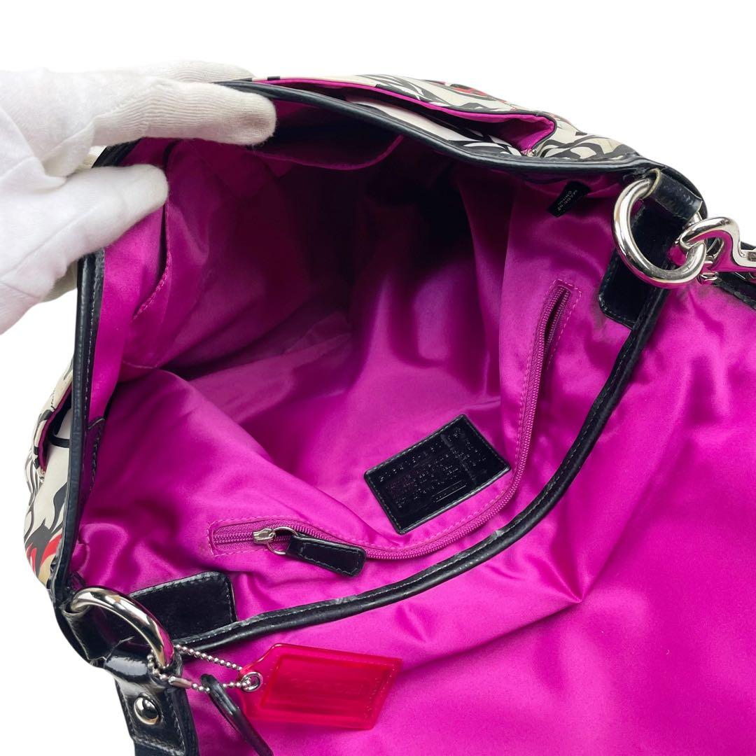 COACH 　コーチ　ショルダーバッグ　メッセンジャーバッグ　A4可　斜め掛け