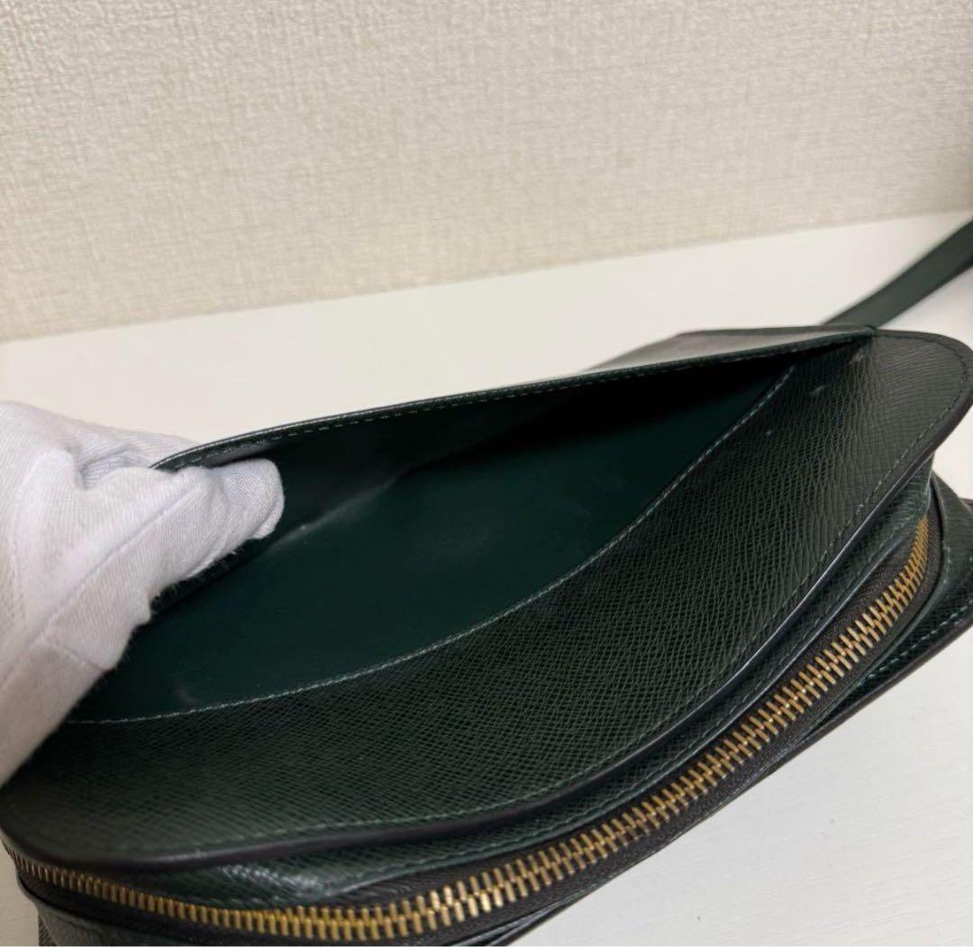 LOUIS VUITTON ルイヴィトン タイガバイカル セカンドバッグ