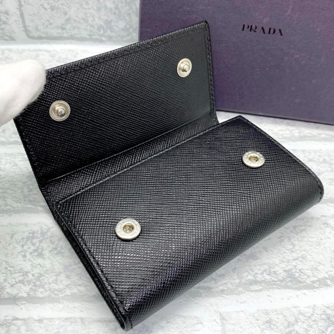 【 新品未使用 】PRADA  6連キーケース サフィアーノレザー 三角プレート