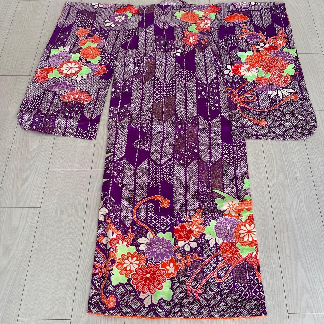 七五三着物七歳用5点セット 紫色花柄　グリーンの帯付き