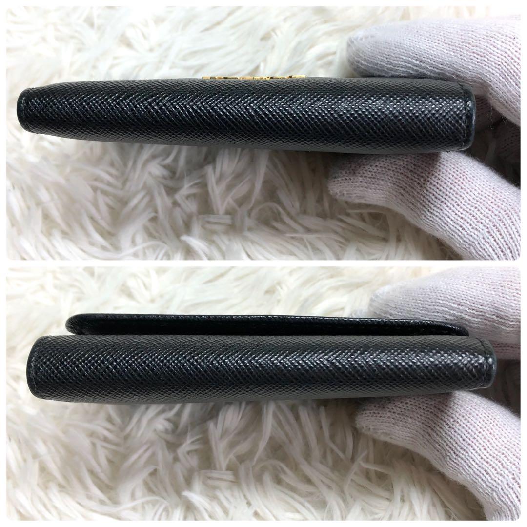 【極美品】PRADA キーケース 6連　メタルロゴ サフィアーノレザー ブラック