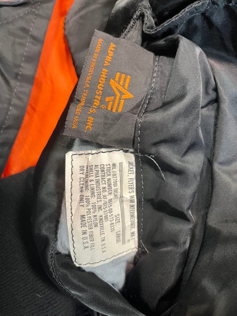 MA-1スタイル ブラックジャケット