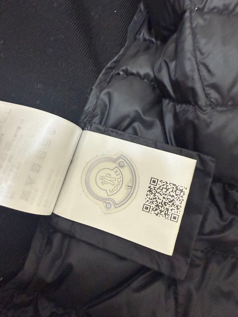 モンクレール　ニットダウン