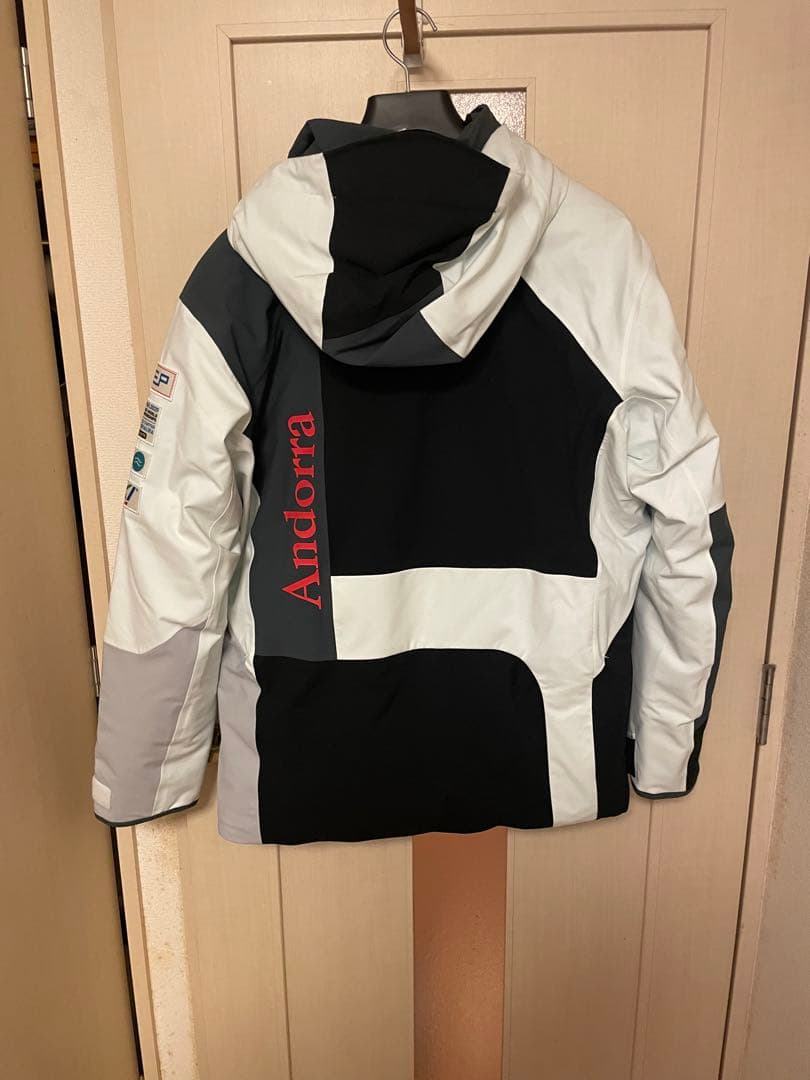 ONYO-NE スキーウェア フード付き　アンドラ