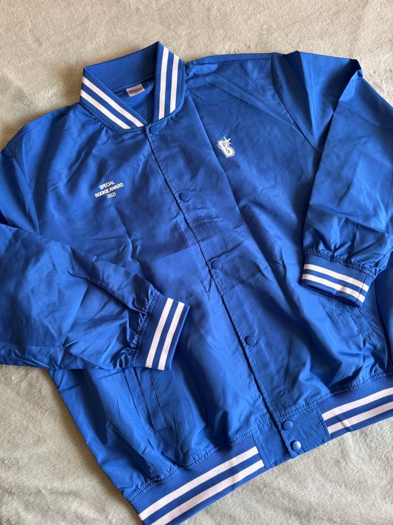 横浜denaベイスターズ 牧秀悟 新人特別賞記念ジャケット