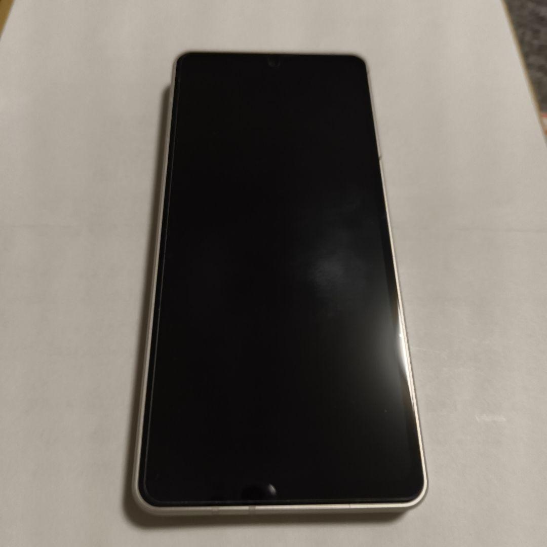 AQUOS SH-M26 スマートフォン 本体