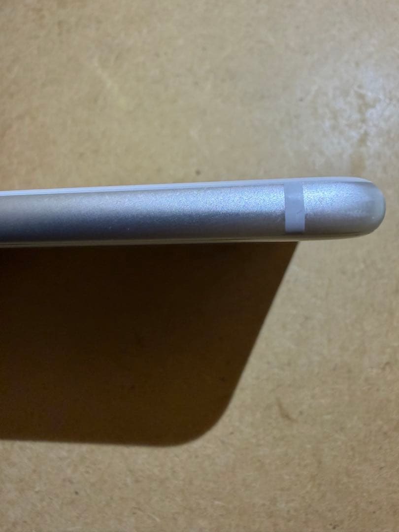 D*z様 iPhone 8 シルバー 256GB SIMフリー