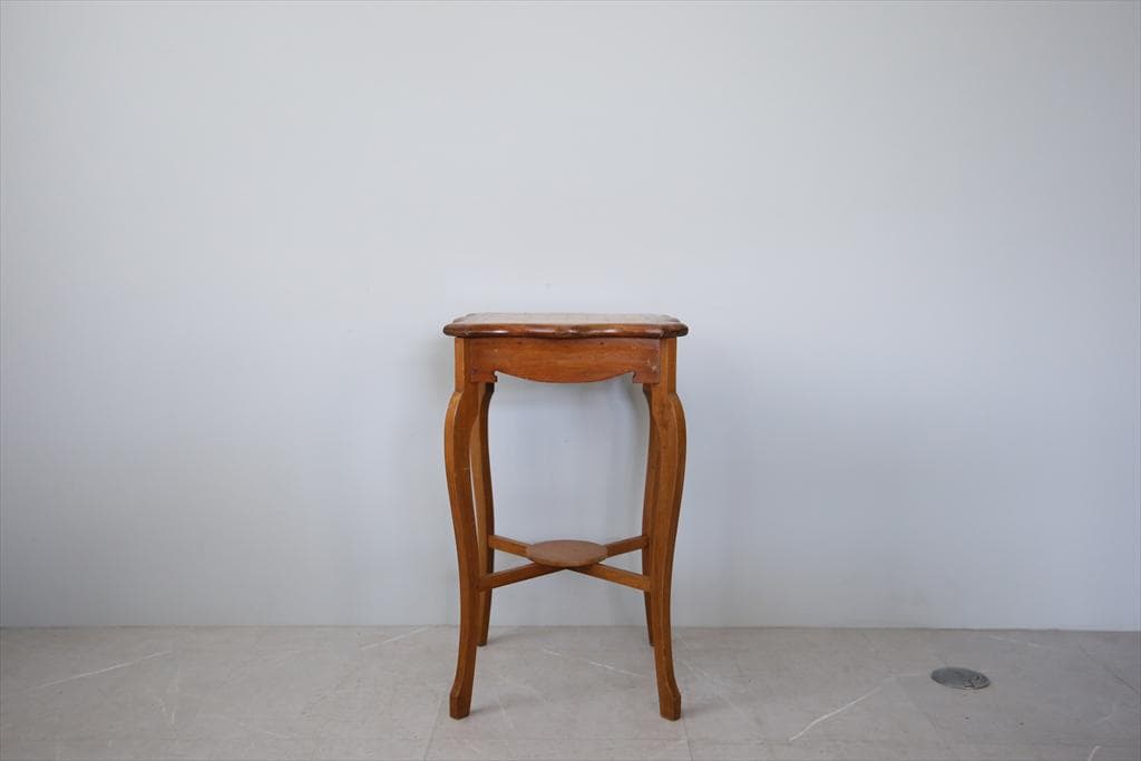 英国アンティーク木製チェステーブル/サイドテーブル机/飾り棚花台(89-198)