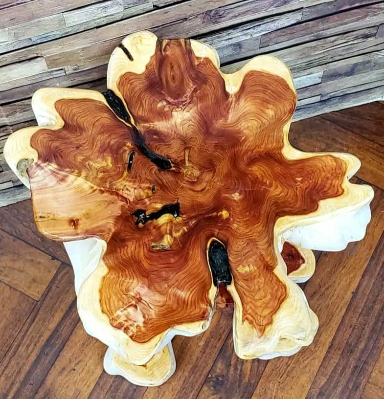 貝塚伊吹丸太サイドテーブル 10000円→8500円