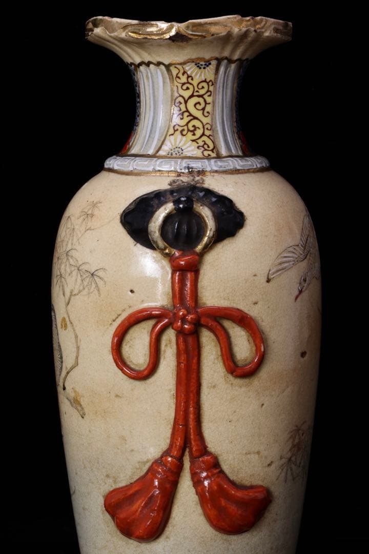 薩摩焼 金襴手色絵金彩 花鳥風景 細密絵付貼花文花菱 花瓶 一対 木箱付 24㎝