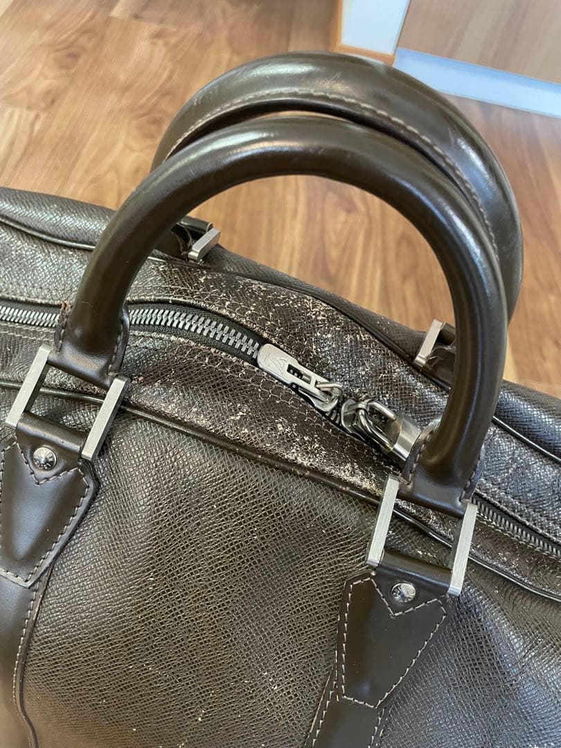 ルイヴィトン　タイガ　ケンダルPM ボストンバッグ　ブラウン　鍵ストラップ付き