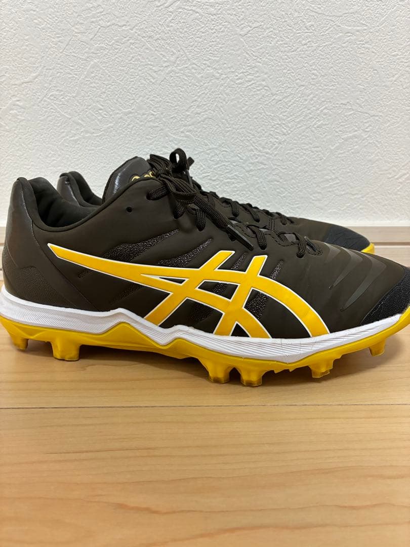 【美品】27.0cmアシックス野球スパイク　ゴールドステージファング