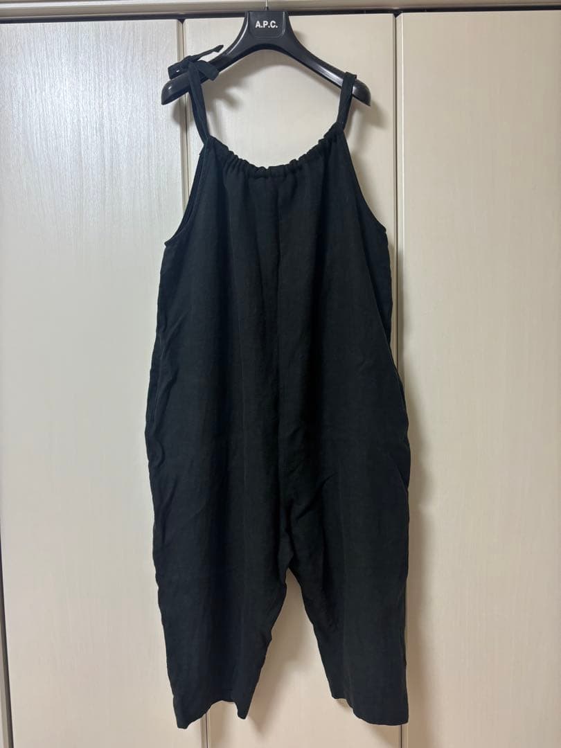 kubosanmade ゆったりパンツのサロペット（ブラック）