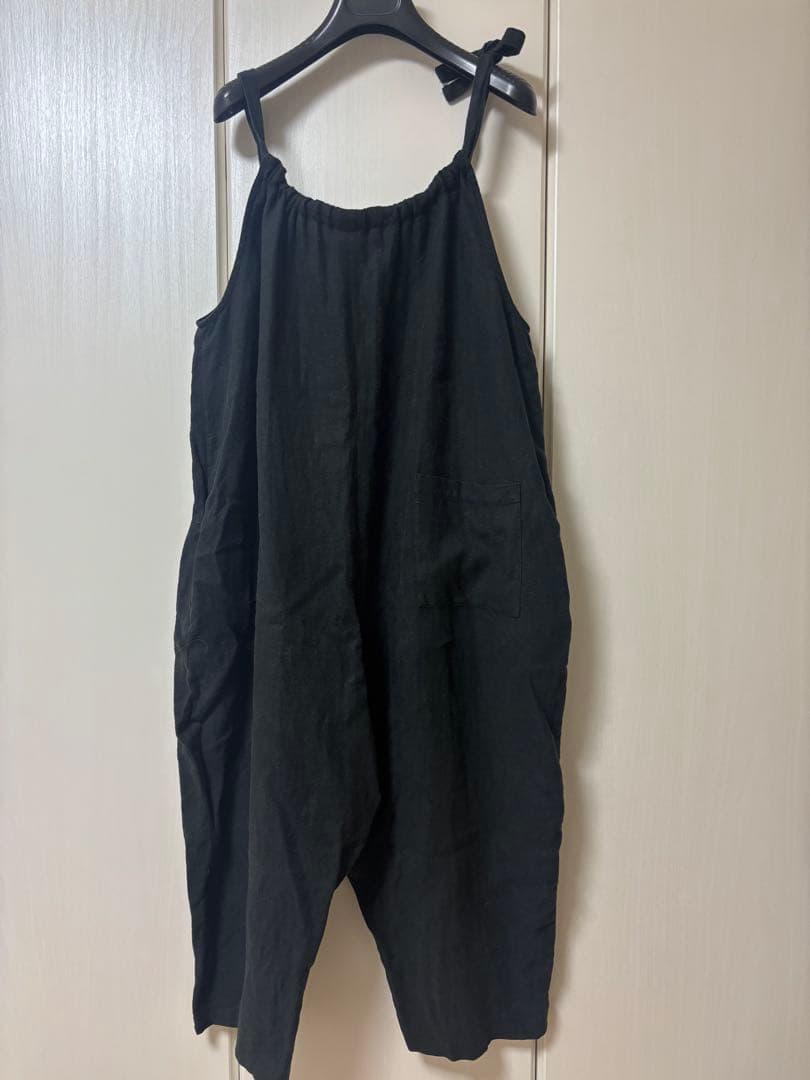 kubosanmade ゆったりパンツのサロペット（ブラック）