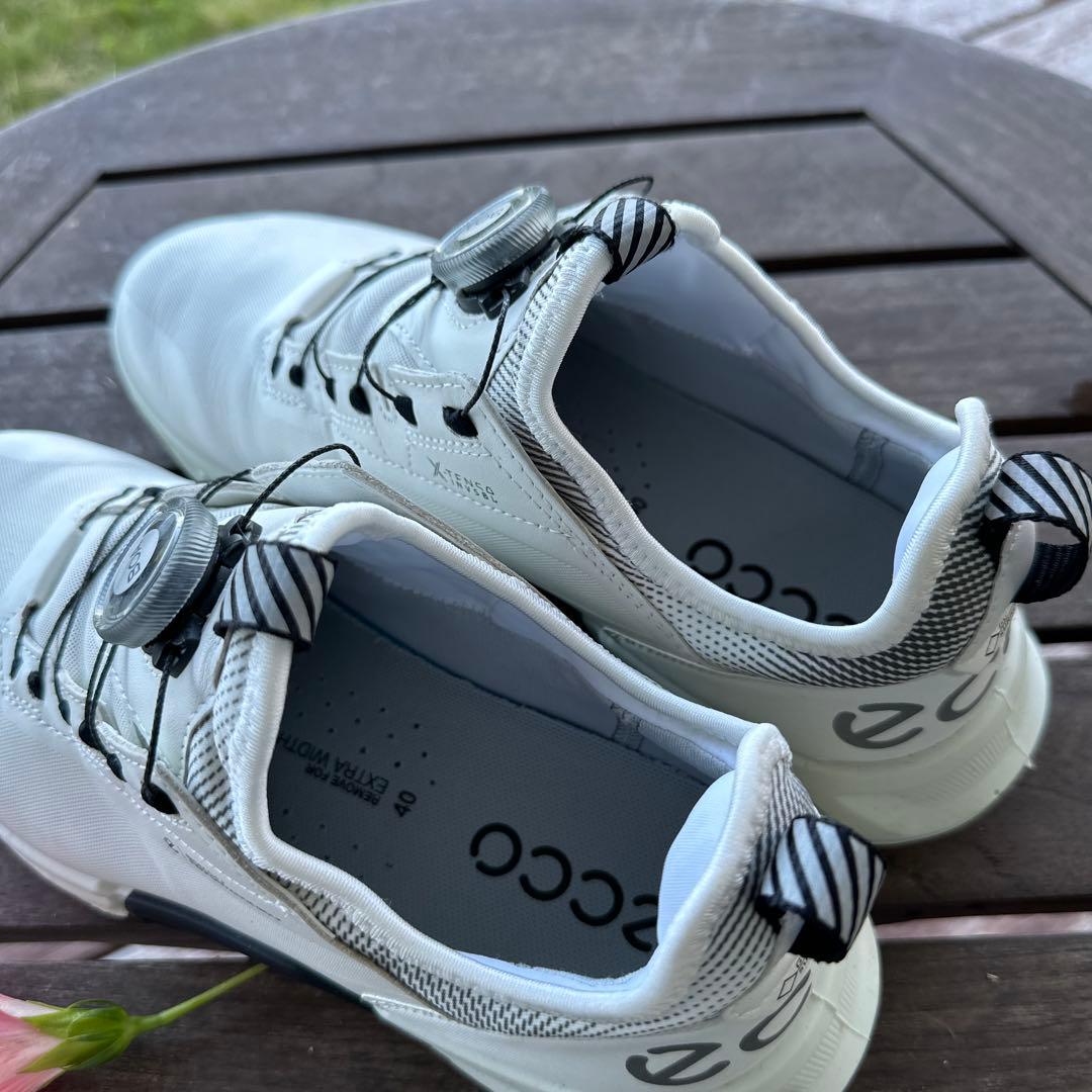 一度使用ほぼ未使用一番人気ecco GORE-TEX スニーカー定価44,000