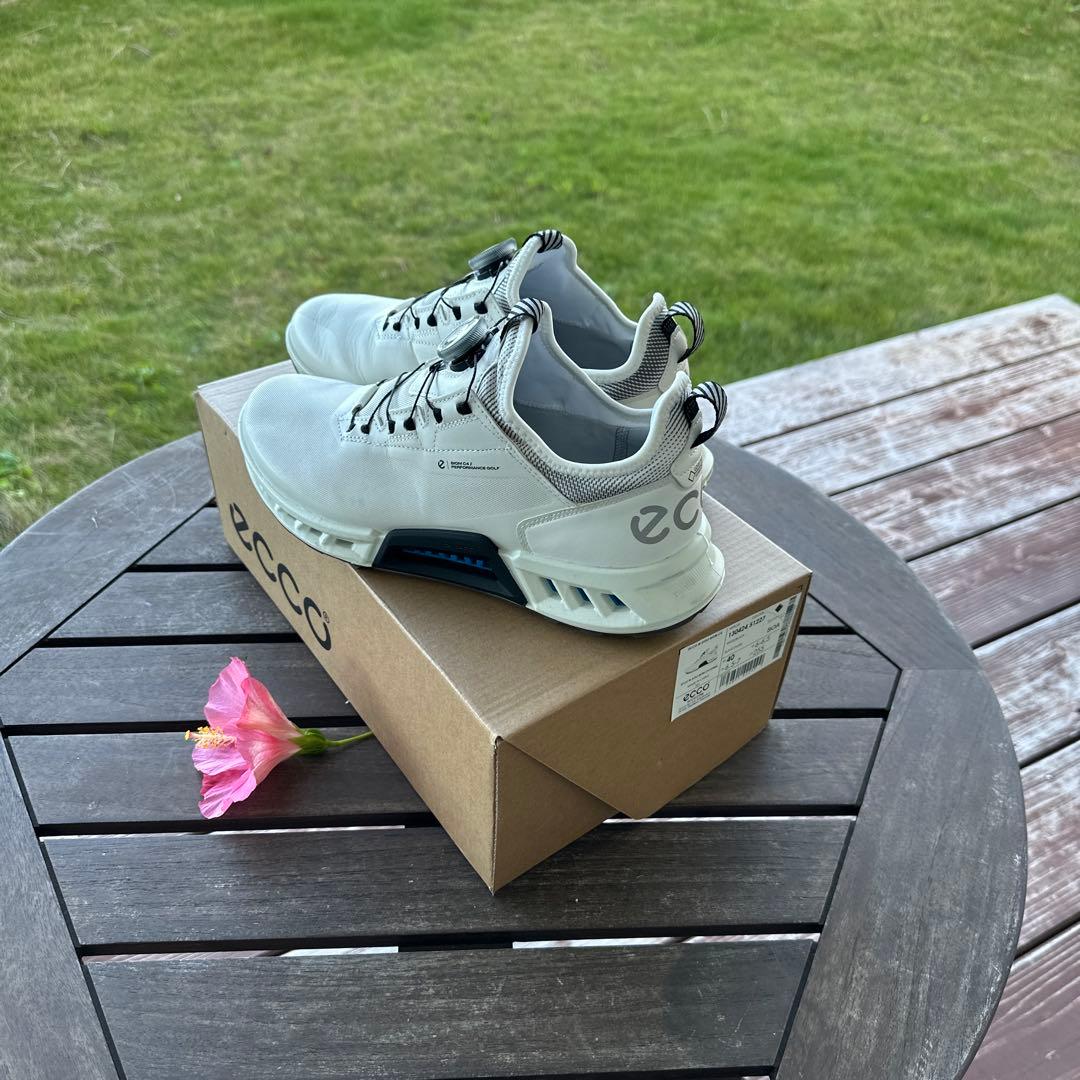 一度使用ほぼ未使用一番人気ecco GORE-TEX スニーカー定価44,000