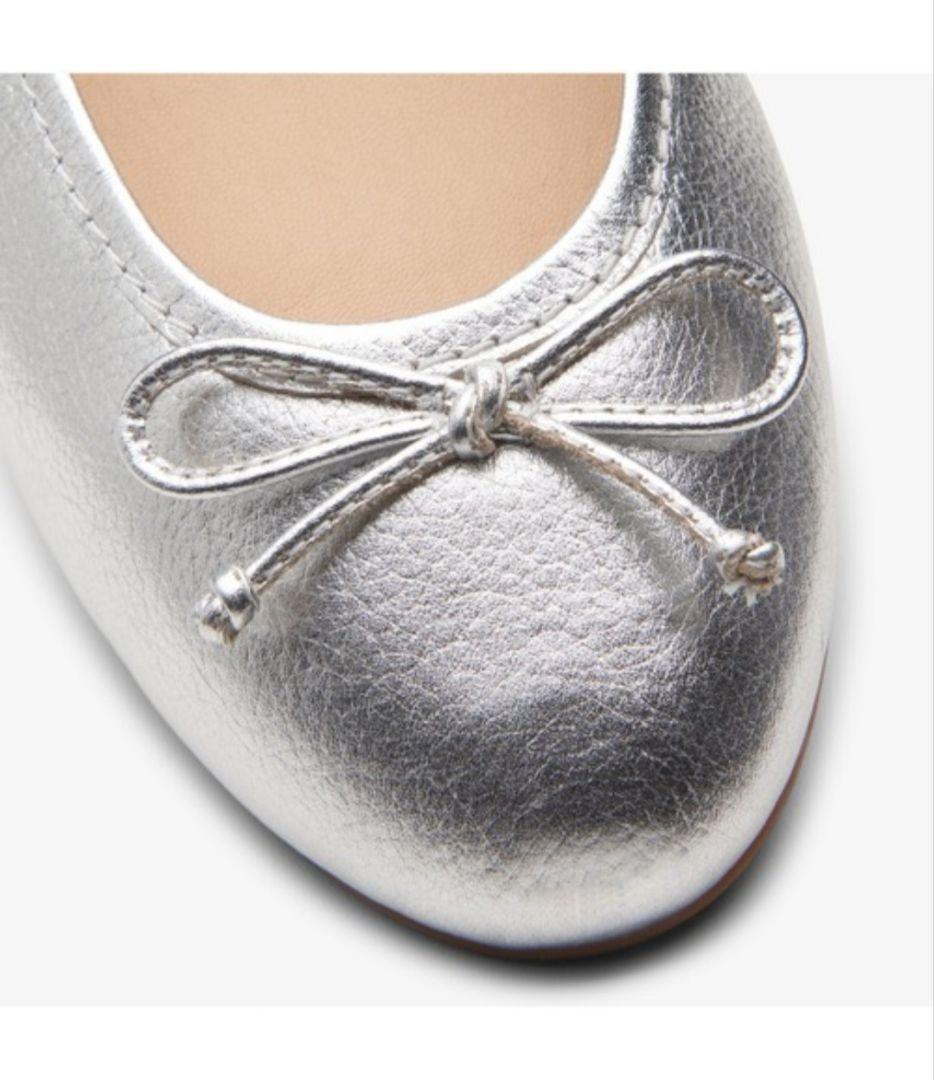 【クラークス】フォーナリリー　本革バレエシューズ