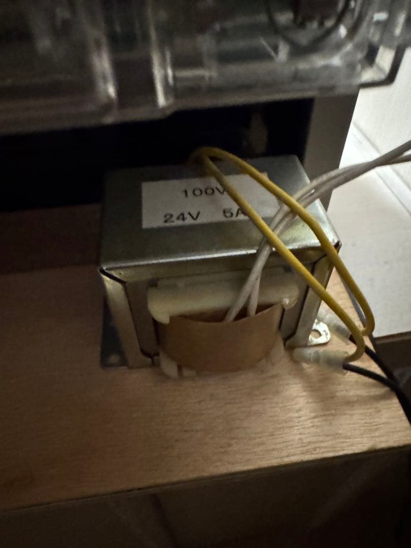 パチンコ実機 P真・一騎当千 FM-V 家庭用電源使用可！固定板付き！