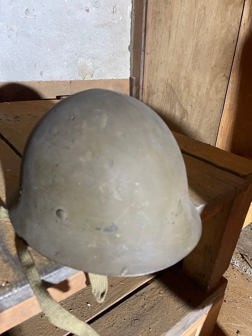 旧日本軍　鉄製ヘルメット　90式鉄帽　当時物