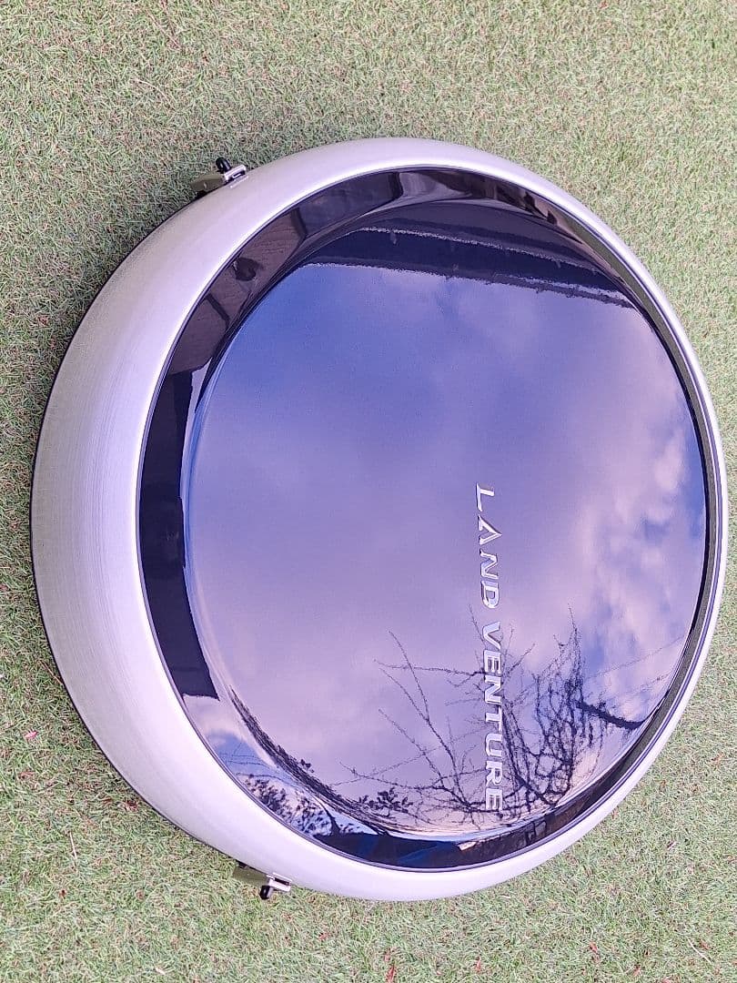 スズキジムニーランドベンチャータイヤカバー【中古品】ブラック/シルバー