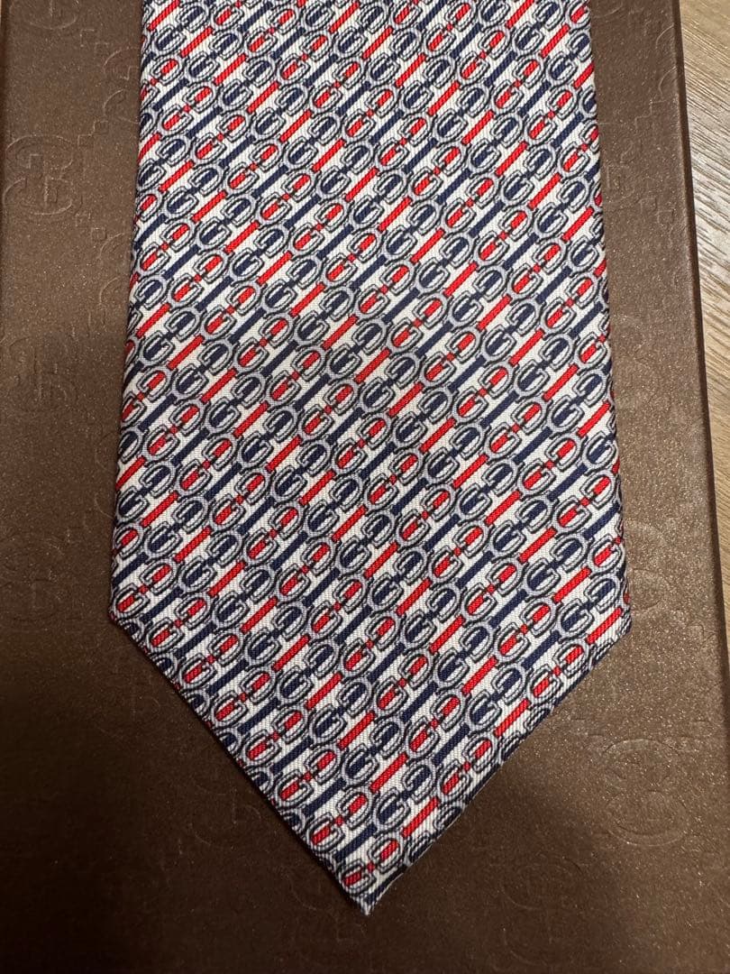 GUCCI グッチ ネクタイ シルク100% 箱付き 新品 正規品