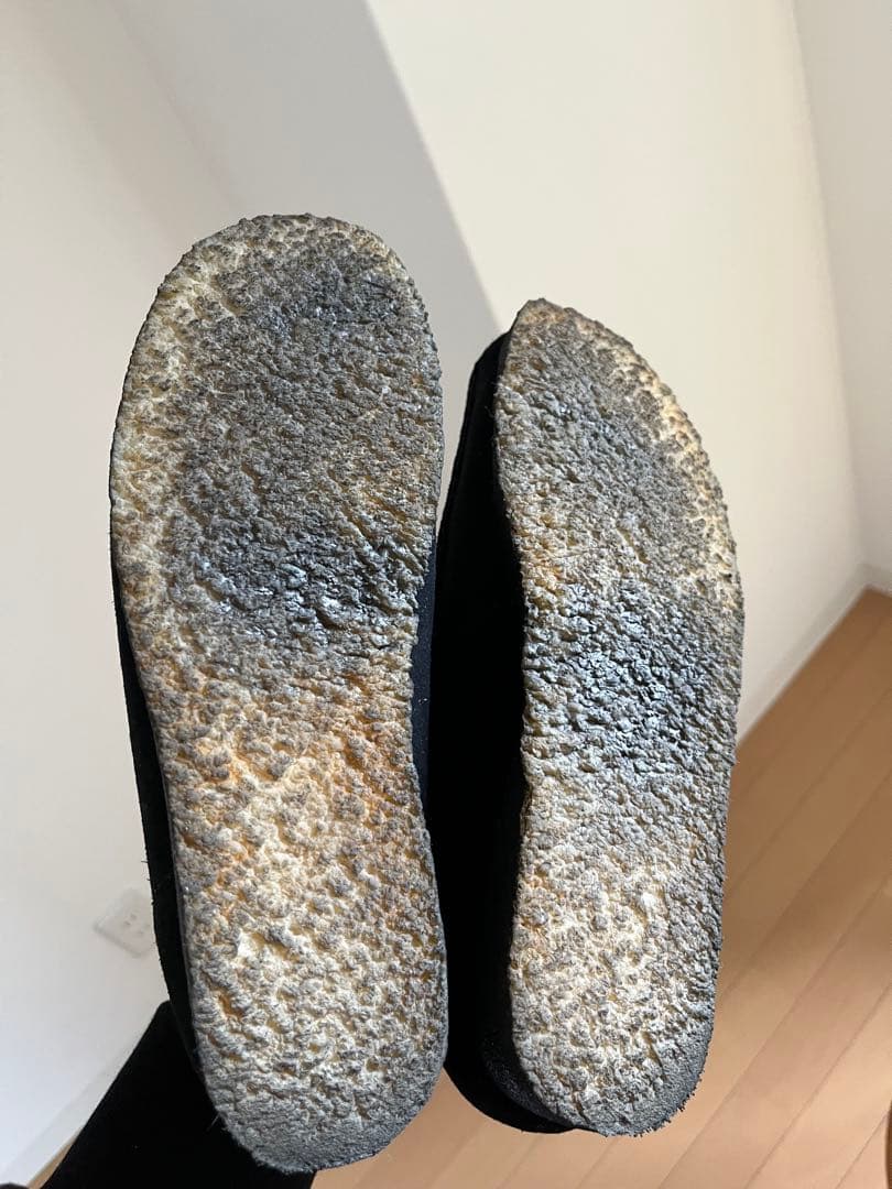 靴 CLARKS WALLABEE BLACK SUEDE