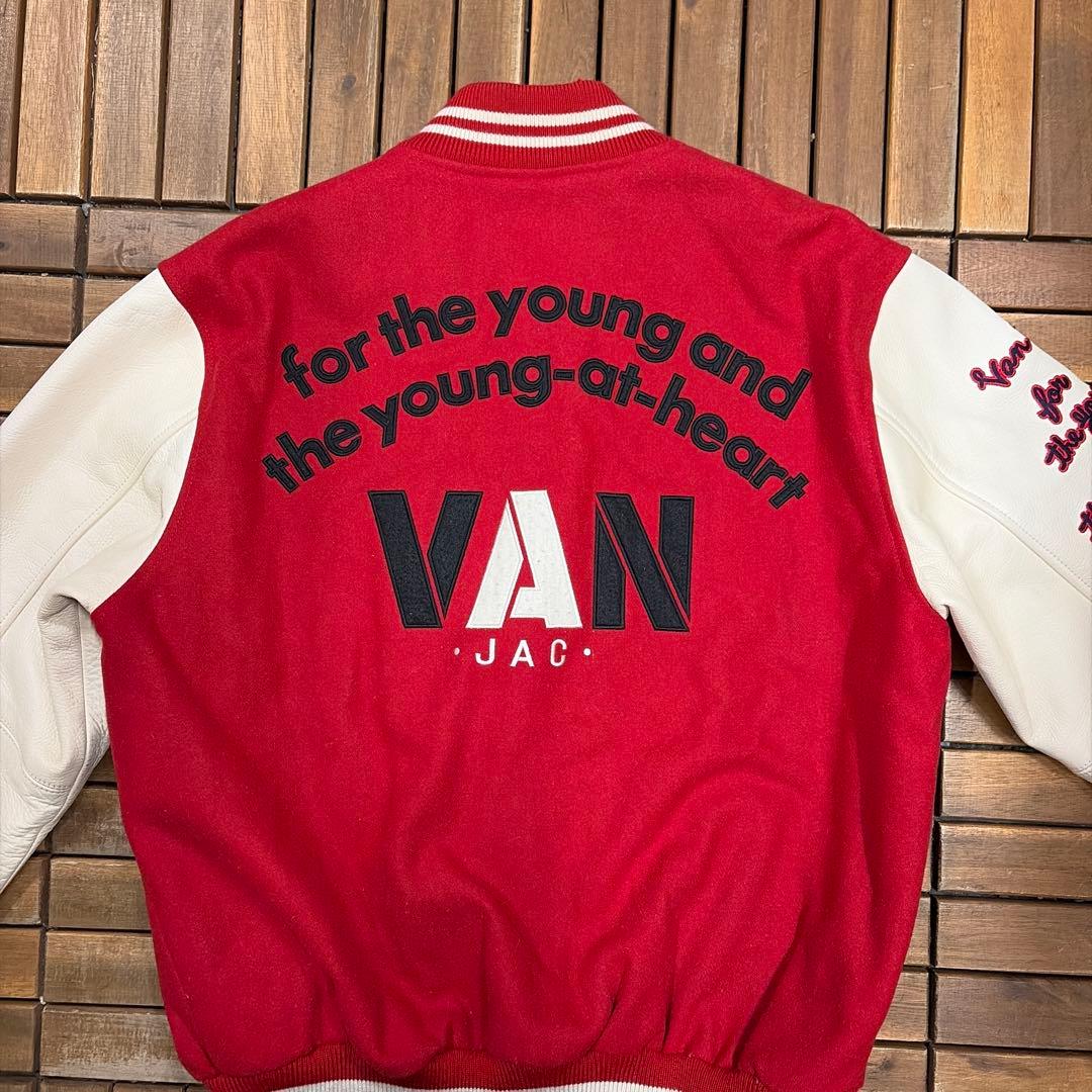 VAN JACKET ヴァンジャケット スタジャン 袖レザー 本革 アーチロゴ