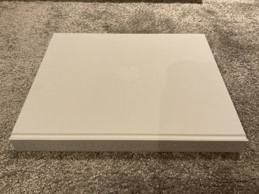 h*h様 MLXF2J/A Designed by Apple in Calif