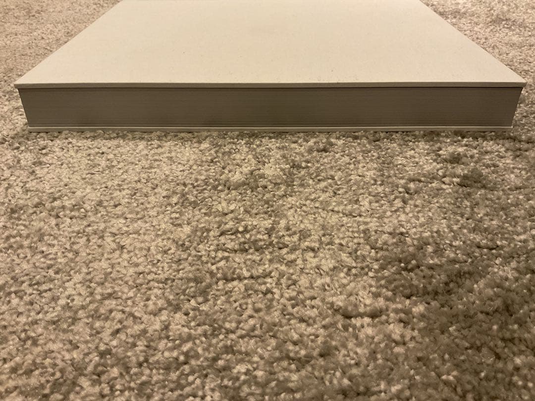 h*h様 MLXF2J/A Designed by Apple in Calif