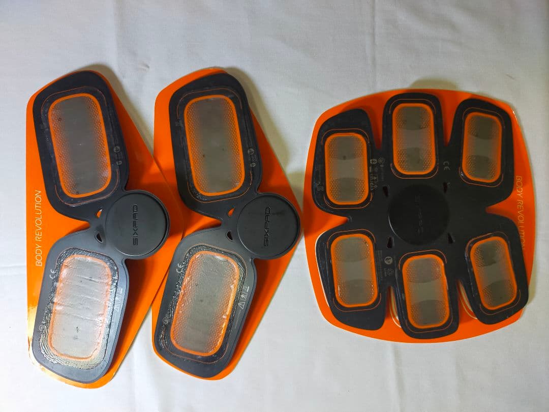 美品 SIXPAD充電式 AbsFit2×1・BodyFit2×2・ジェルシート