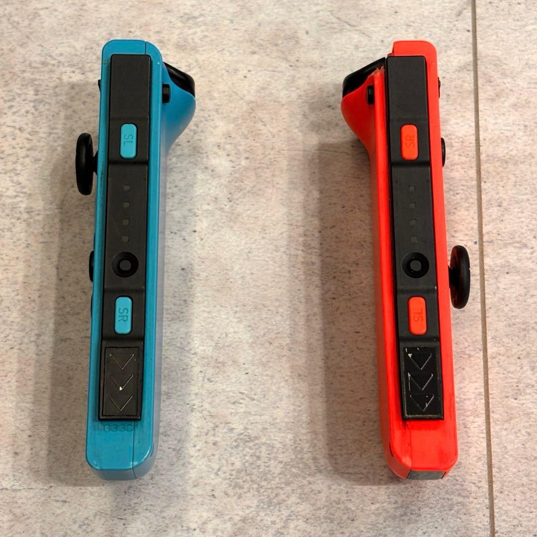 Nintendo Switch 赤/青 本体　中古本体　早い者勝ち‼︎