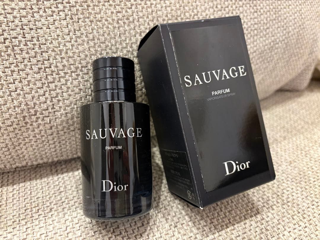 Dior SAUVAGE（ソヴァージュ）パルファン 60ml