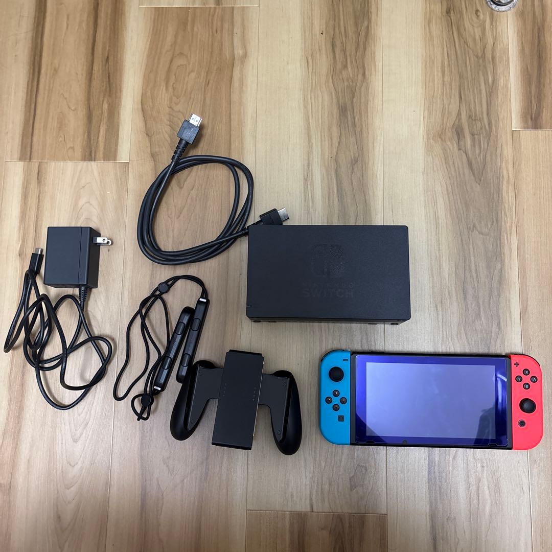 【美品】Nintendo Switch 本体 SDカード付