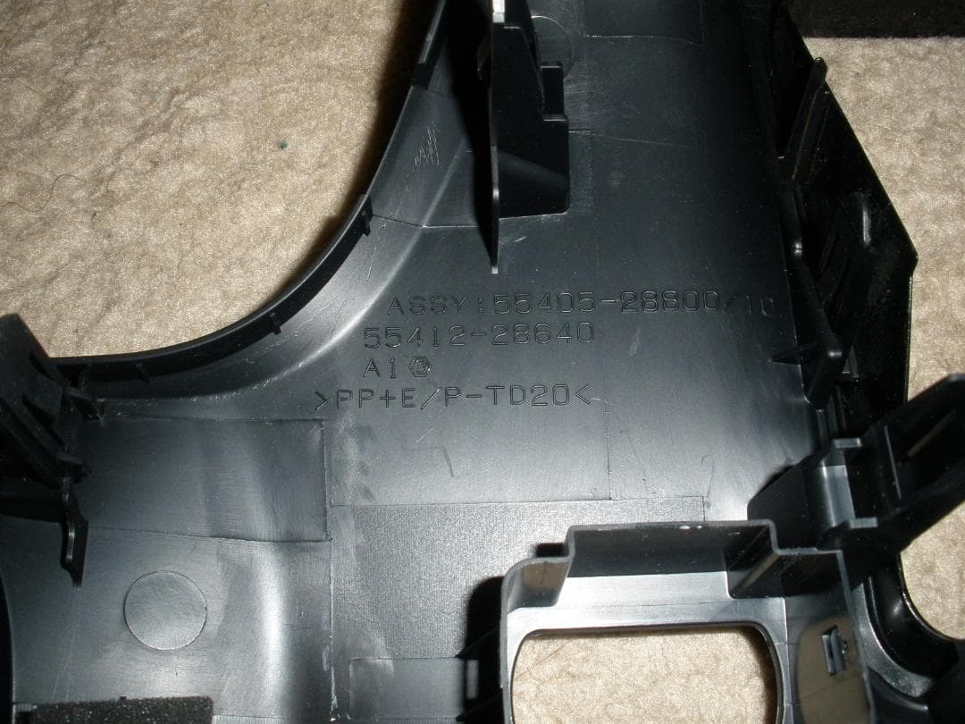 トヨタ純正ナビゲーション　NSZT-Y64T　地図データ22年春版・更新24年