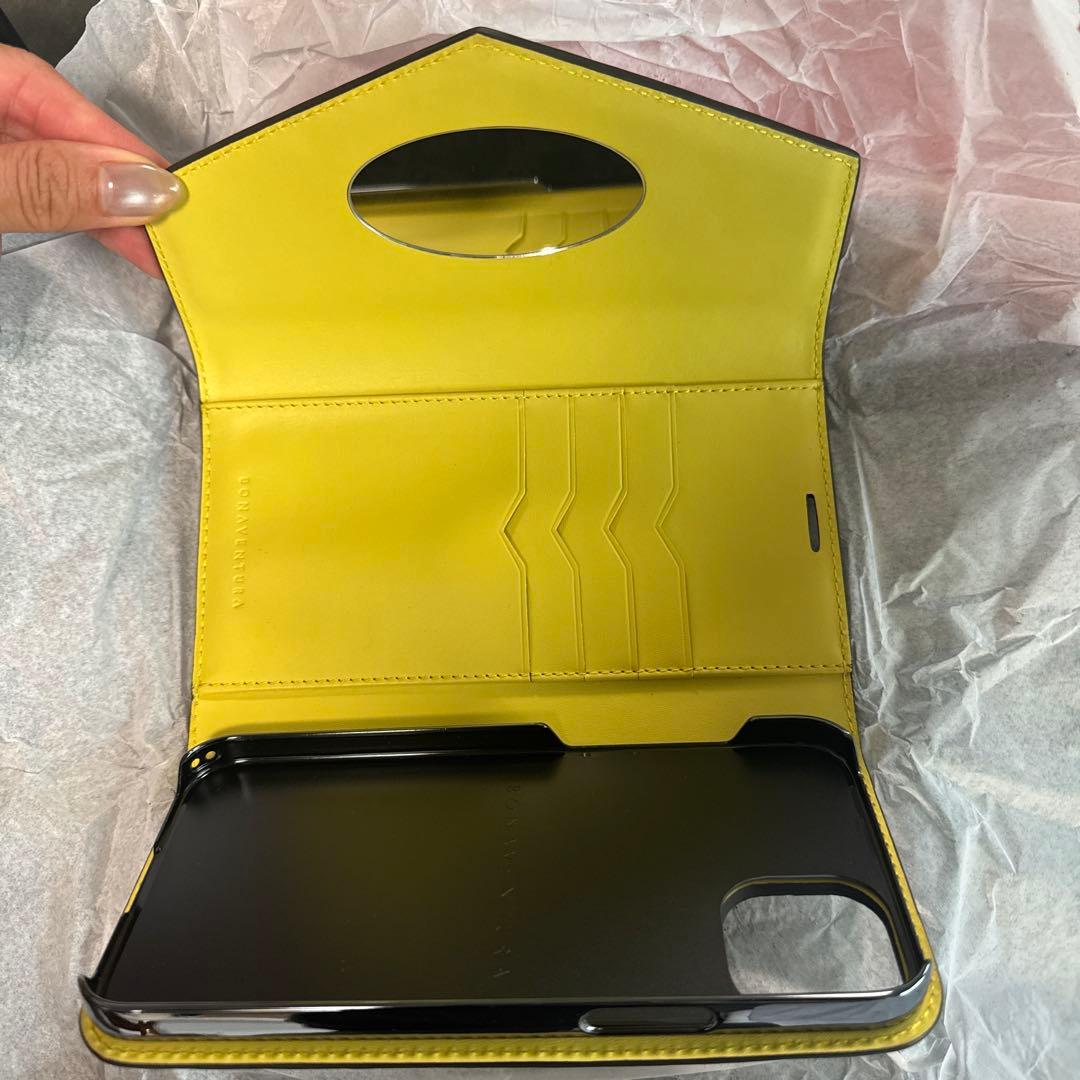 新品 iPhone 15 plus 肩掛け ストラップ付き ミラー