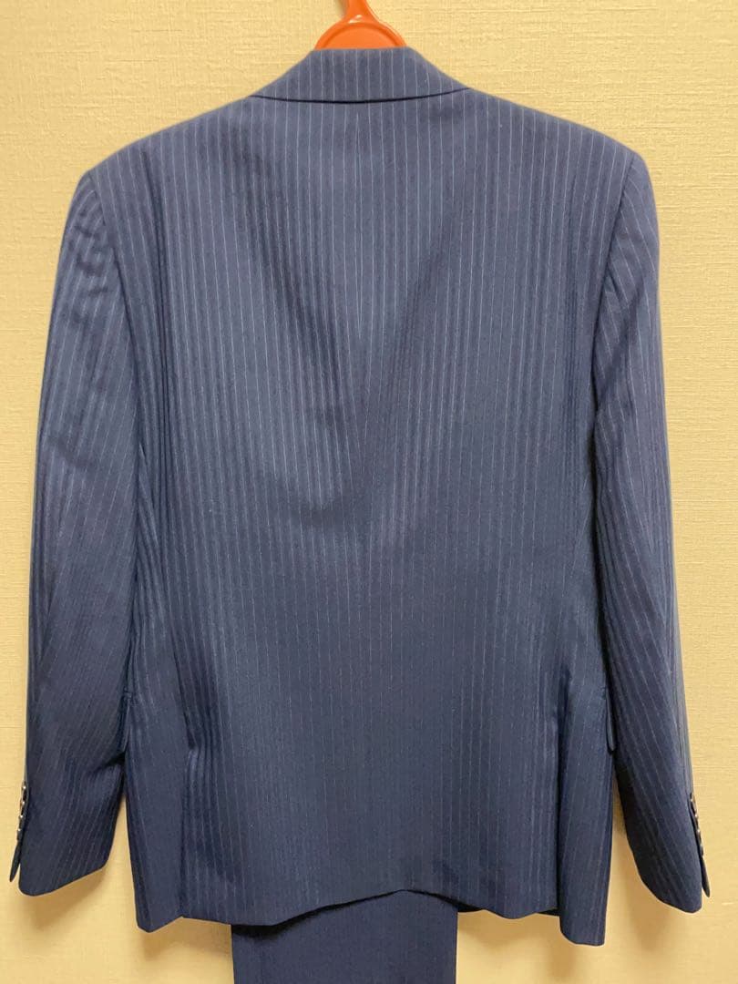 新品 メンズビギ スーツ ネイビーブルー MからLサイズ向け　まとめ買い割引あり