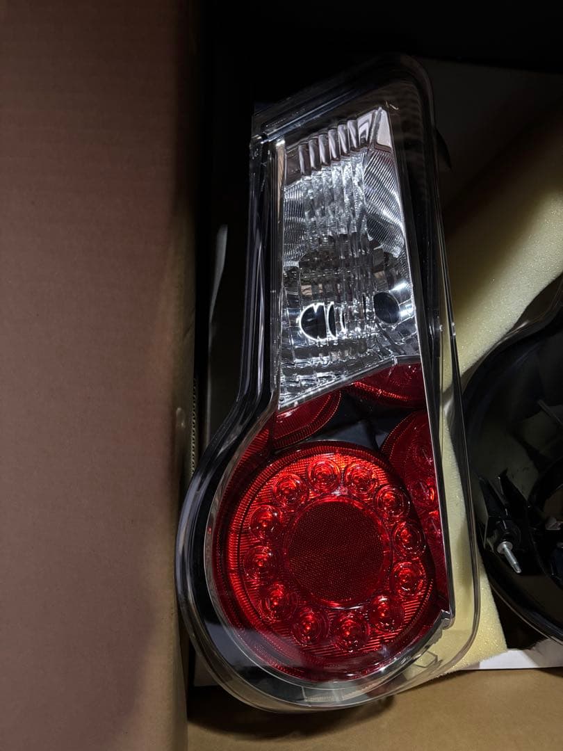 【美品】トヨタ86 ZN6 純正テールライト