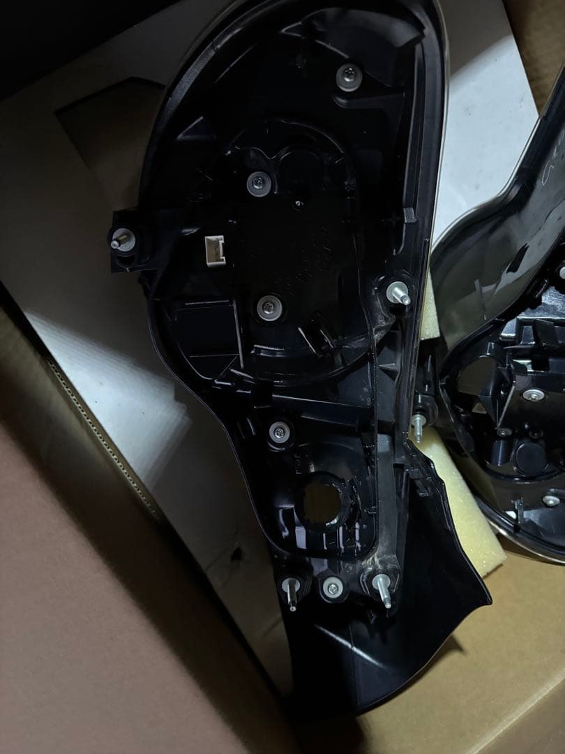 【美品】トヨタ86 ZN6 純正テールライト