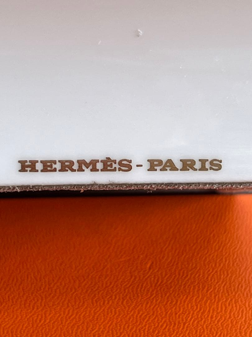 HERMÈS 陶磁器灰皿 ストライプデザイン馬柄