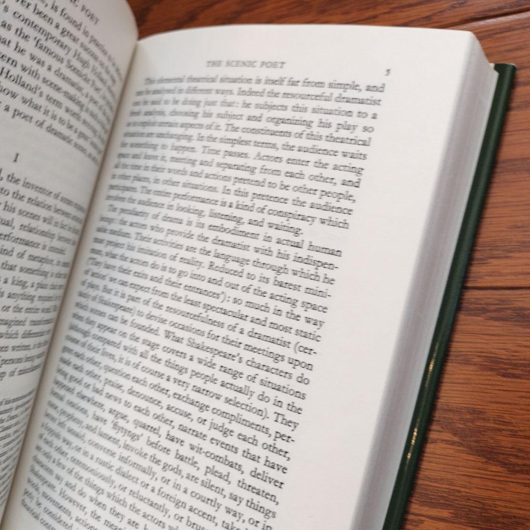 洋書 SCENIC FORM IN SHAKESPEARE