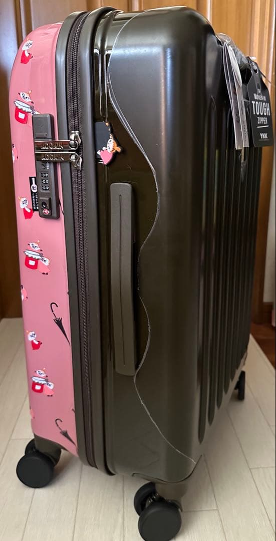 ひ*び様 新品未使用　 リトルミィのピンクのキャリーケース　 ５５Ｌ