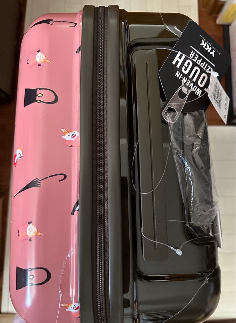 ひ*び様 新品未使用　 リトルミィのピンクのキャリーケース　 ５５Ｌ