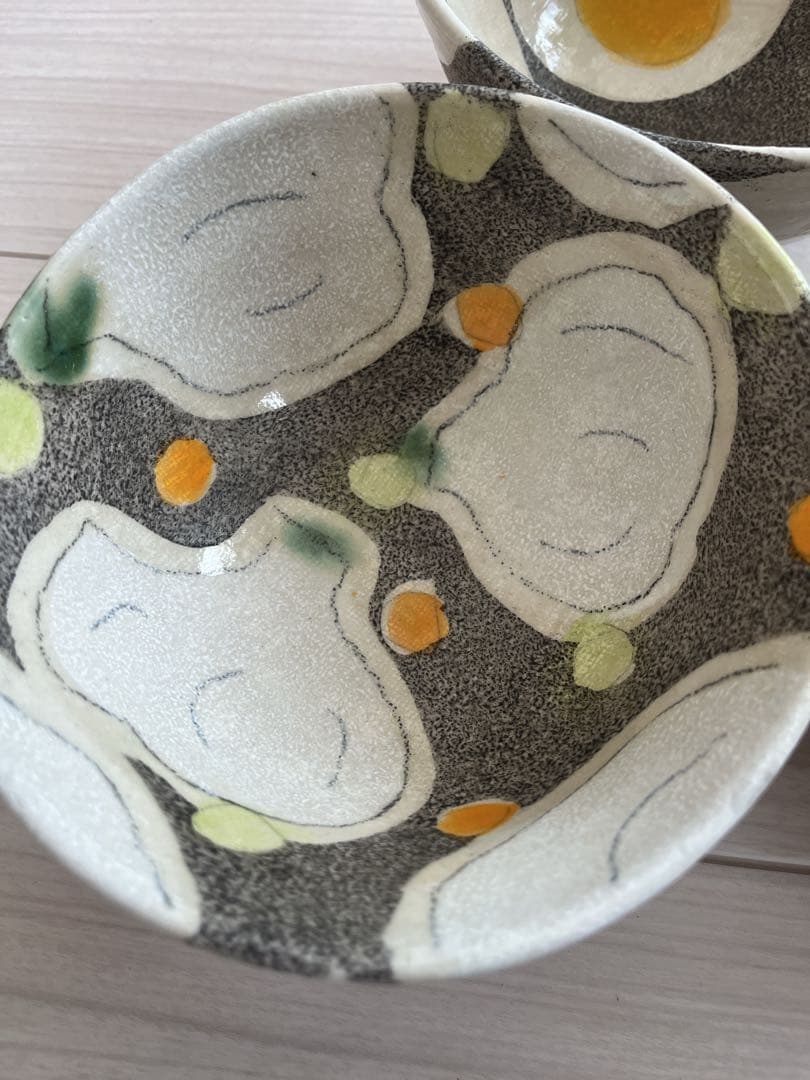 今井一美さん作 たまご　にんにく　タマネギデザインの陶器